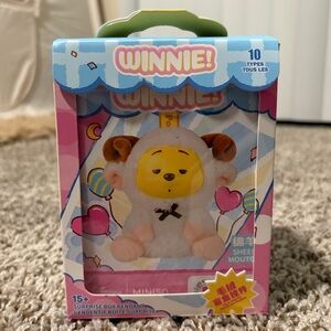 (Sheep) Winnie Surprise Box Pendant - Miniso